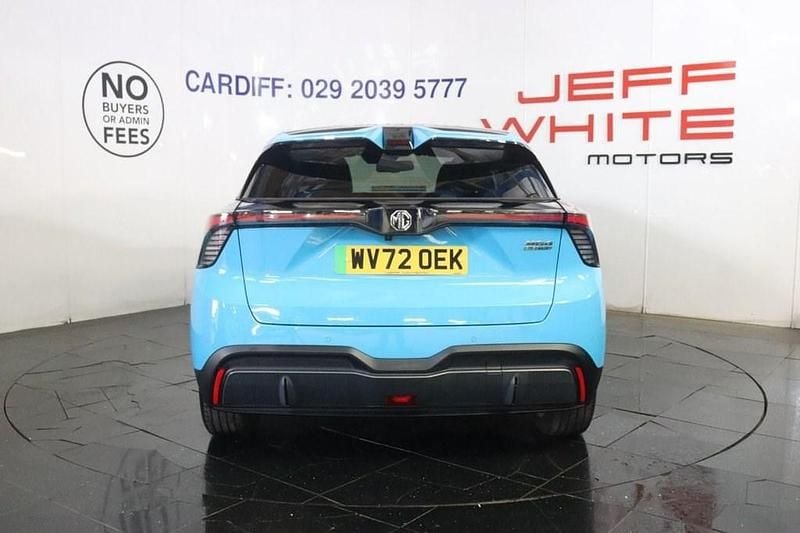 Used MG MG4 EV Trophy 2023 Blue Hatchback