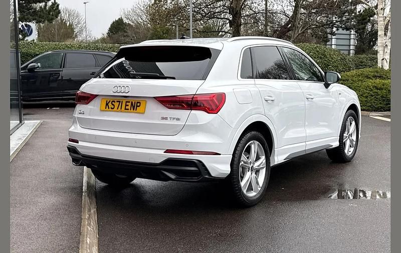Used Audi Q3 S-Line 150 HP (110 kW) 2022 White SUV