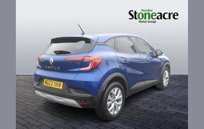 Used Renault Captur Iconic 140 HP (102 kW) 2022 Blue SUV