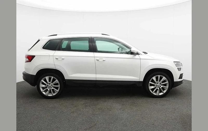 Used Skoda Karoq SE L 115 HP (84 kW) 2018 White SUV