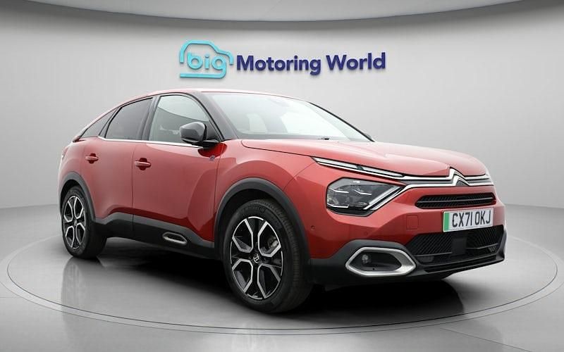 Used Citroën e-C4 Shine 100 kW (136 HP) 2023 Hatchback