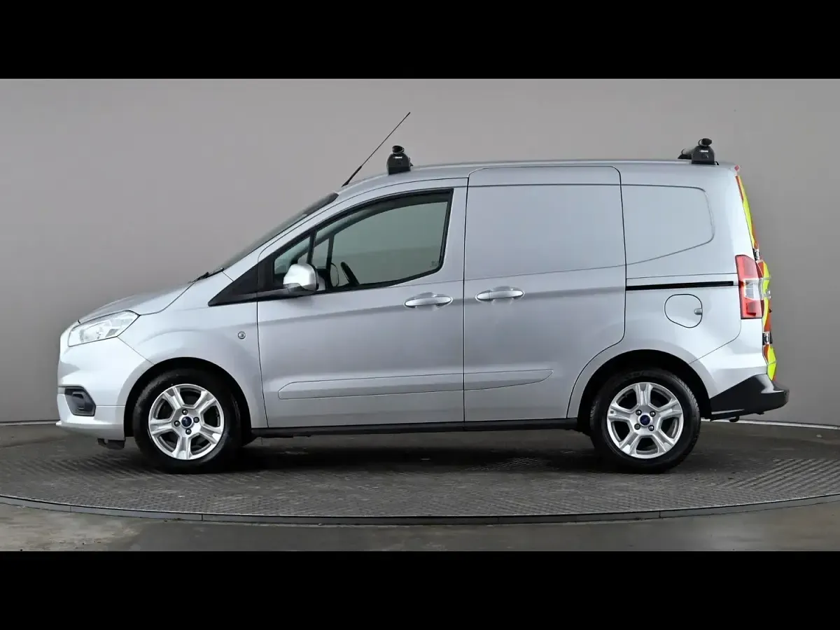 Used Ford Transit Courier Limited 100 HP (73 kW) 2023 Silver Van