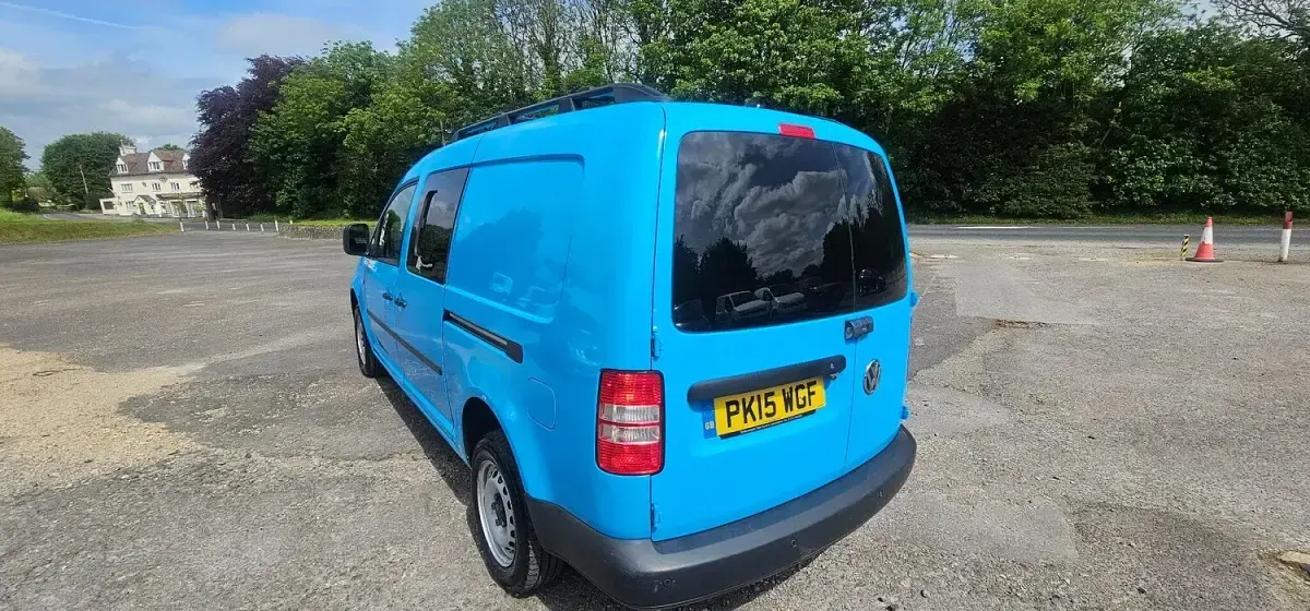 Used VW Caddy Startline 102 HP (75 kW) 2015 Blue MPV