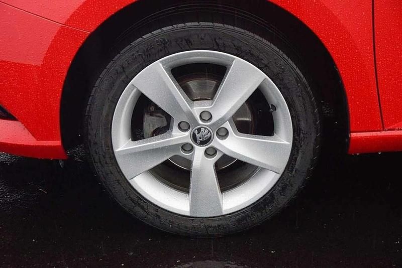 Used Skoda Fabia SE L 94 HP (69 kW) 2020 Corrida red Hatchback