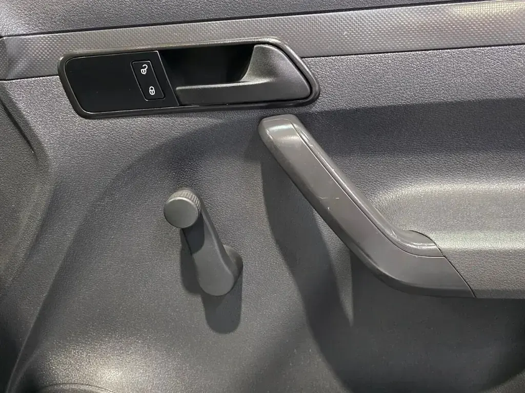 Usado VW Caddy Startline 75 HP (55 kW) 2013 Branco Monovolume
