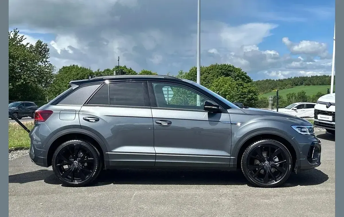 New VW T-Roc Black Edition 147 HP (108 kW) 2026 Grey SUV