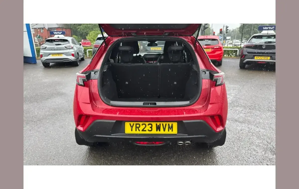 Used Vauxhall Mokka 128 HP (94 kW) 2023 Red SUV