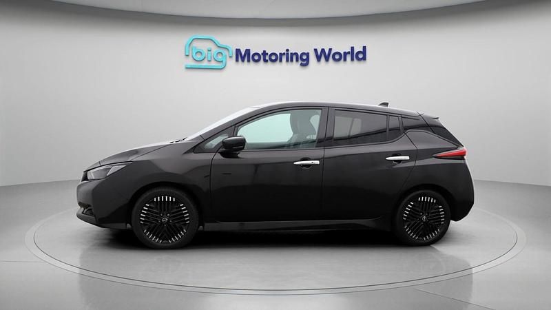 Used Nissan Leaf Tekna 110 kW (150 HP) 2022 Black Hatchback