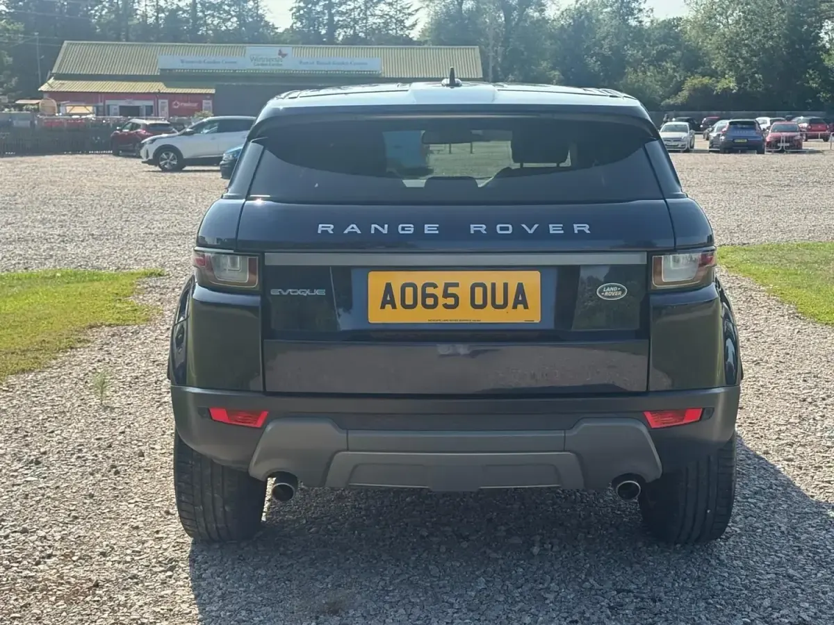 Używany Land Rover Range Rover evoque SE 150 KM (110 kW) 2015 Niebieski SUV