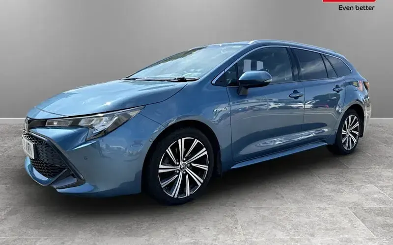 Used Toyota Corolla Design 122 HP (89 kW) 2021 Blue Estate