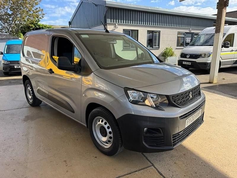 Used Peugeot Partner 131 HP (96 kW) 2020 Grey MPV