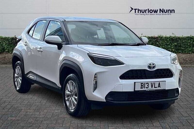 Used 2022 Toyota Yaris Hybrid SUV | £18,624 (Super price) - Image 1/1