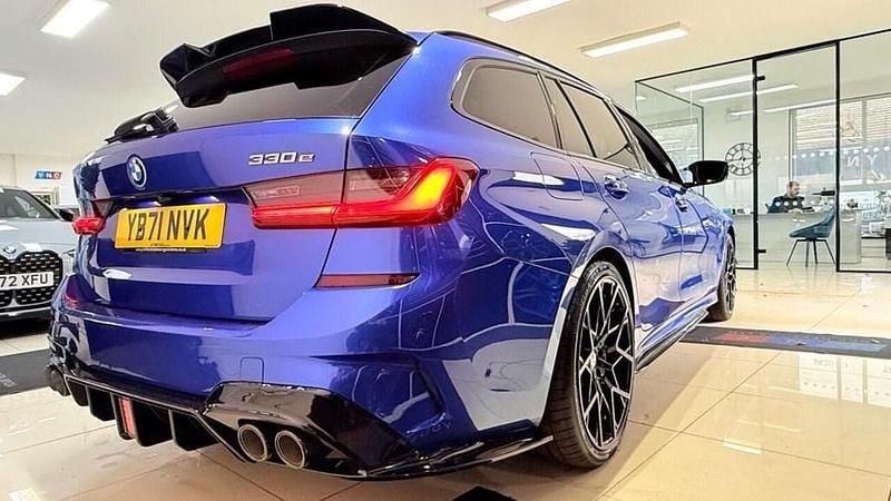 Used BMW 330e M Sport 288 HP (211 kW) 2022 Blue Estate