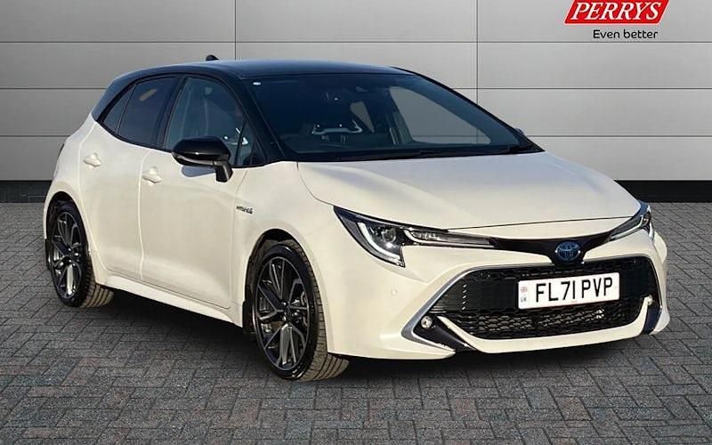 Used 2022 Toyota Corolla Hatchback | £17,494 (Good price) - Image 1/4