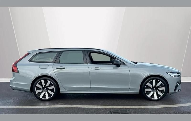 Used Volvo V90 Plus 345 HP (253 kW) 2025 Grey Estate
