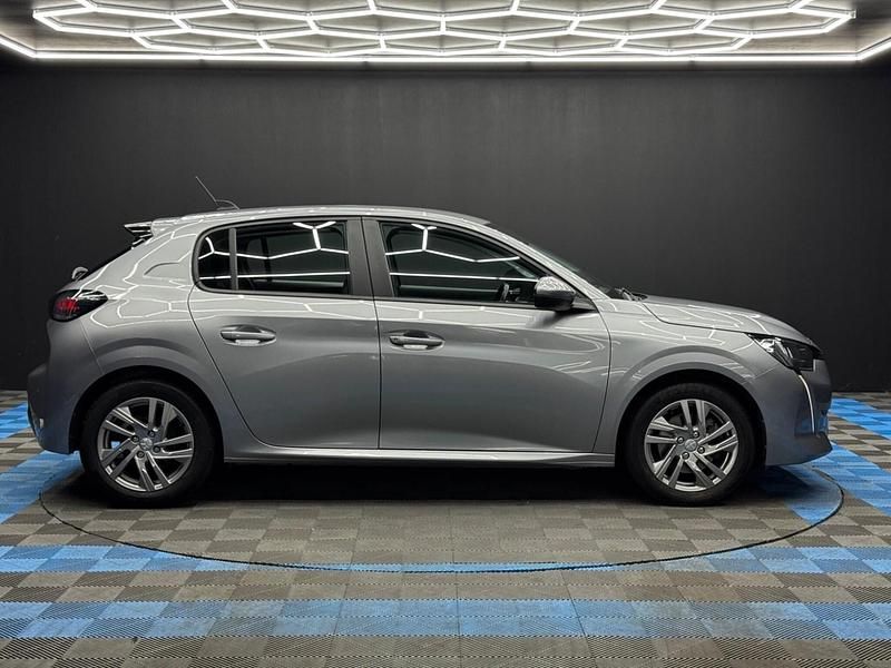 Used Peugeot 208 Active 75 HP (55 kW) 2020 Grey Hatchback