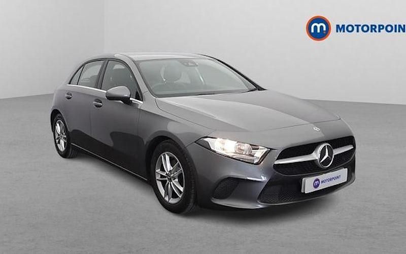 Usado Mercedes A180 SE 136 HP (100 kW) 2021 Citadino