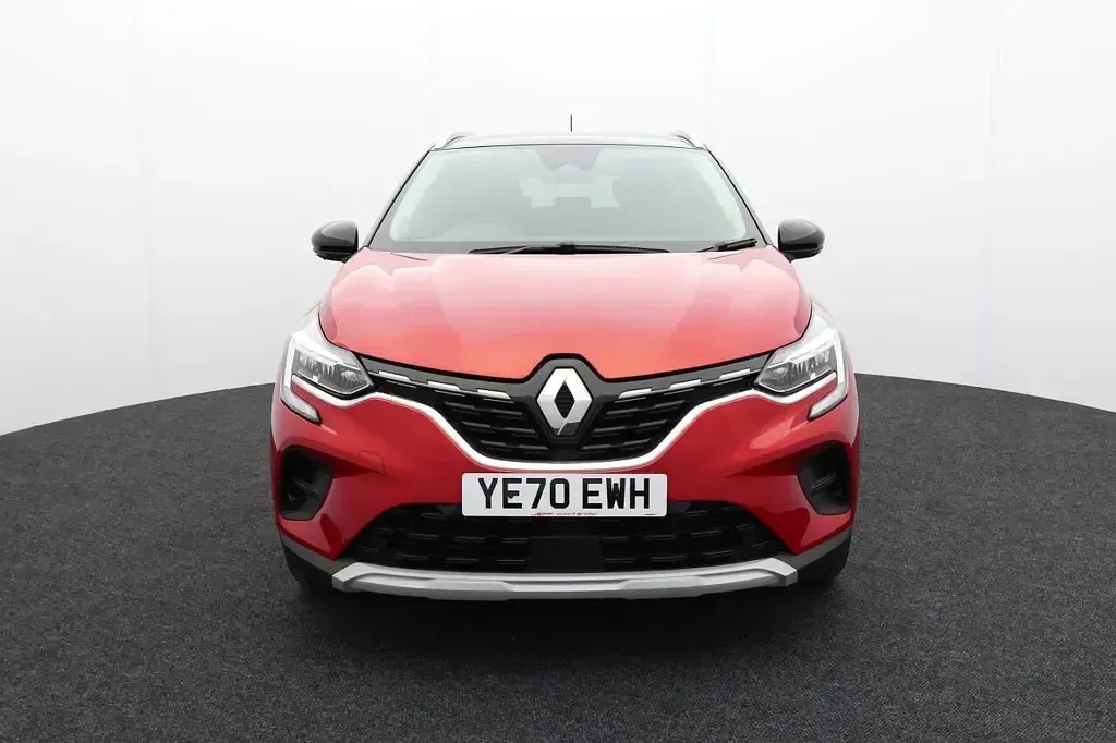 Used Renault Captur Iconic 2020 Red SUV