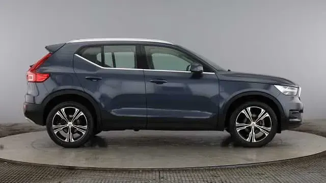 Used Volvo XC40 Inscription 161 HP (118 kW) 2021 SUV