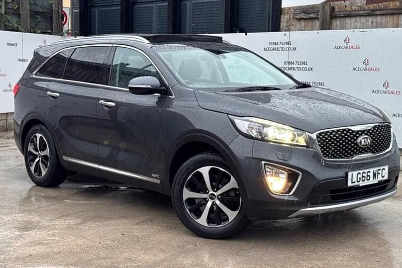 Grey Used 2016 Kia Sorento SUV | £11,295 (Fair price) - Image 1/1