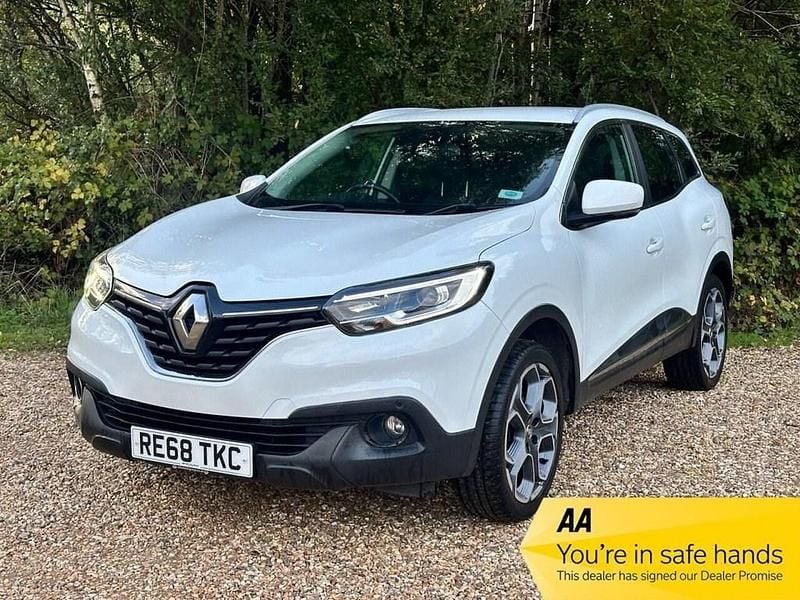 White Used 2018 Renault Kadjar Dynamique SUV | £7,499 (Fair price) - Image 1/4