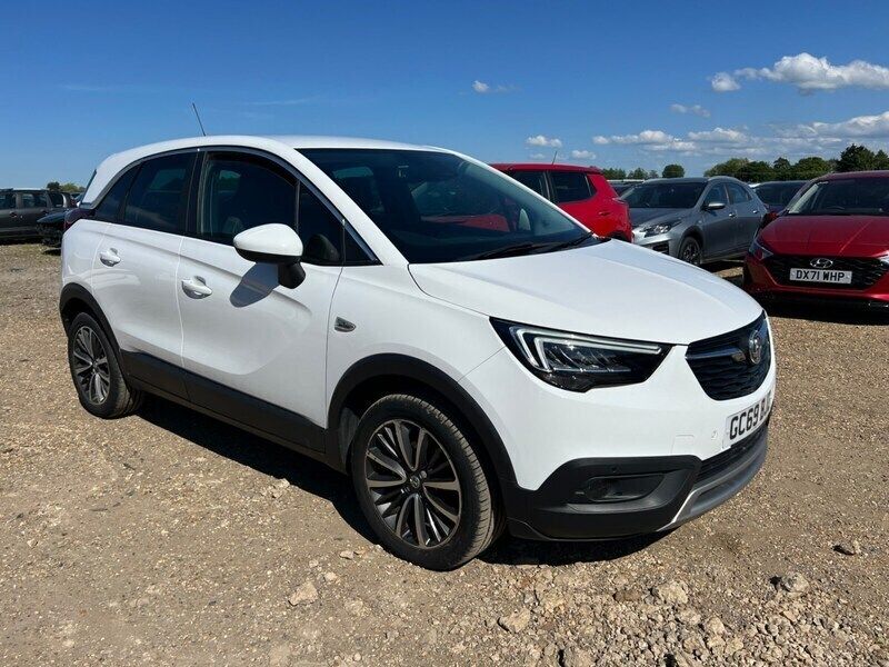 White Used 2020 Vauxhall Crossland X Elite SUV | £6,900 - Image 1/4