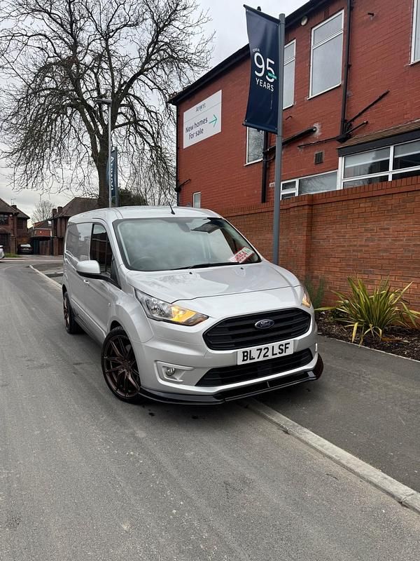 Używany Ford Transit Connect Limited 120 KM (88 kW) 2022 Srebrny Minivan