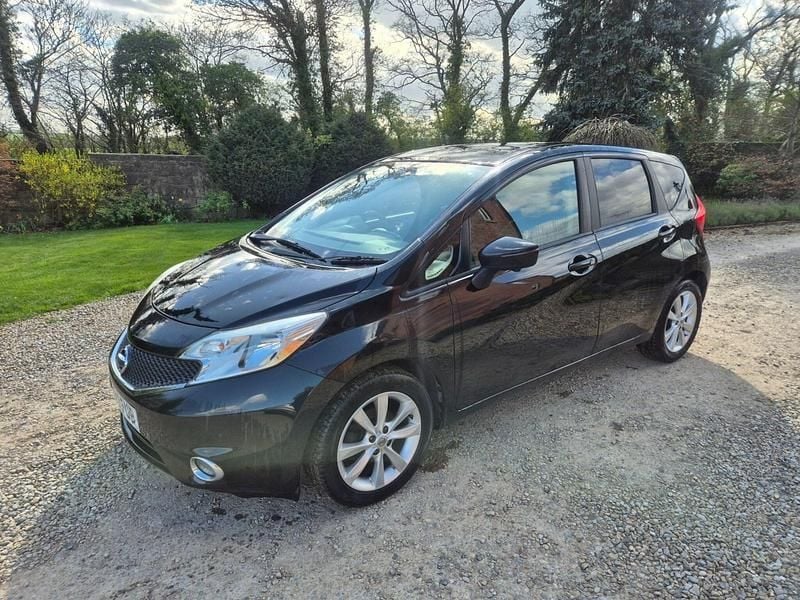 Used Nissan Note Tekna 90 HP (66 kW) 2013 Black Hatchback
