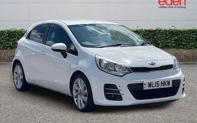Used Kia Rio 90 HP (66 kW) 2015 Hatchback