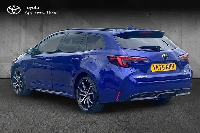 Used Toyota Corolla Sport 178 HP (130 kW) 2025 Juniper blue Estate