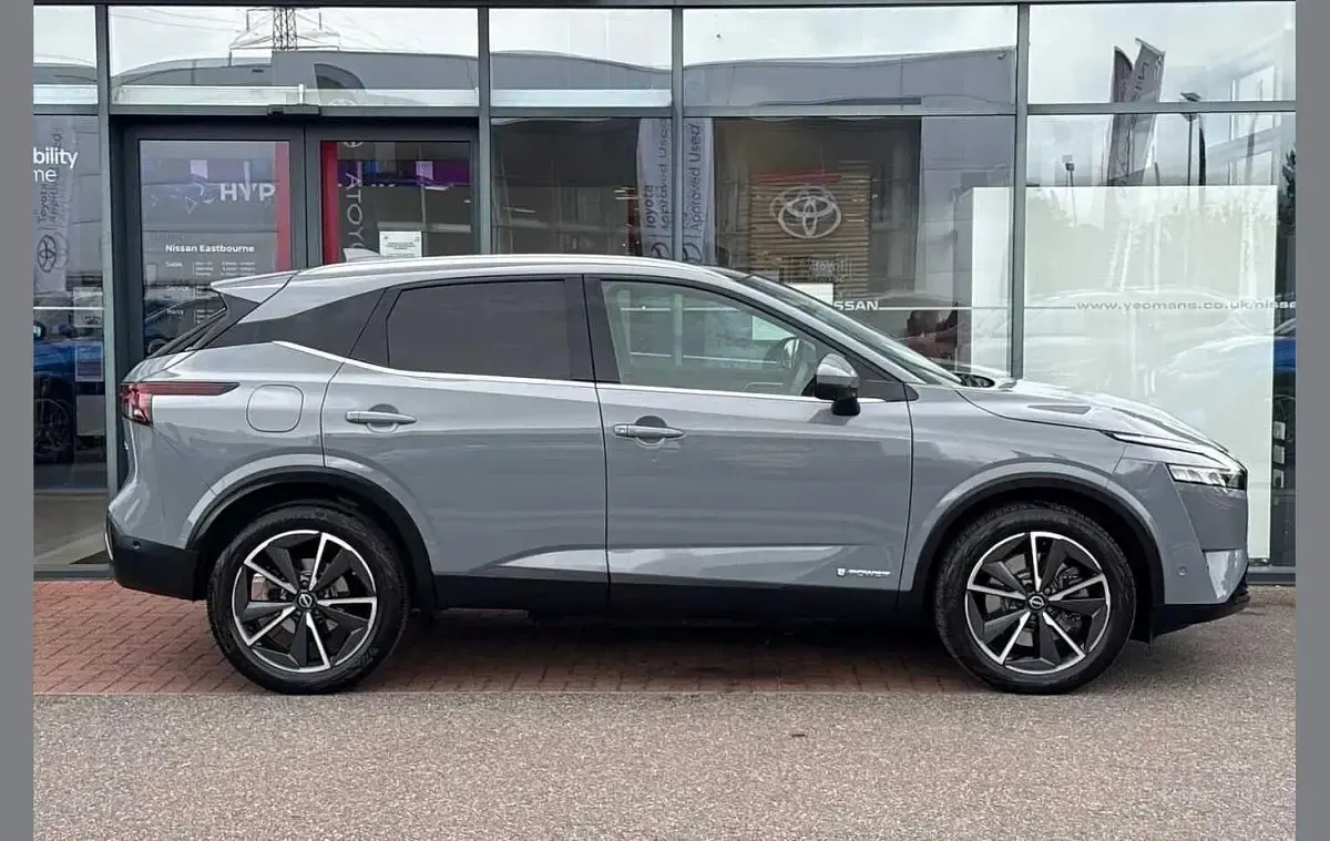 Used Nissan Qashqai Tekna 190 HP (139 kW) 2023 Grey SUV