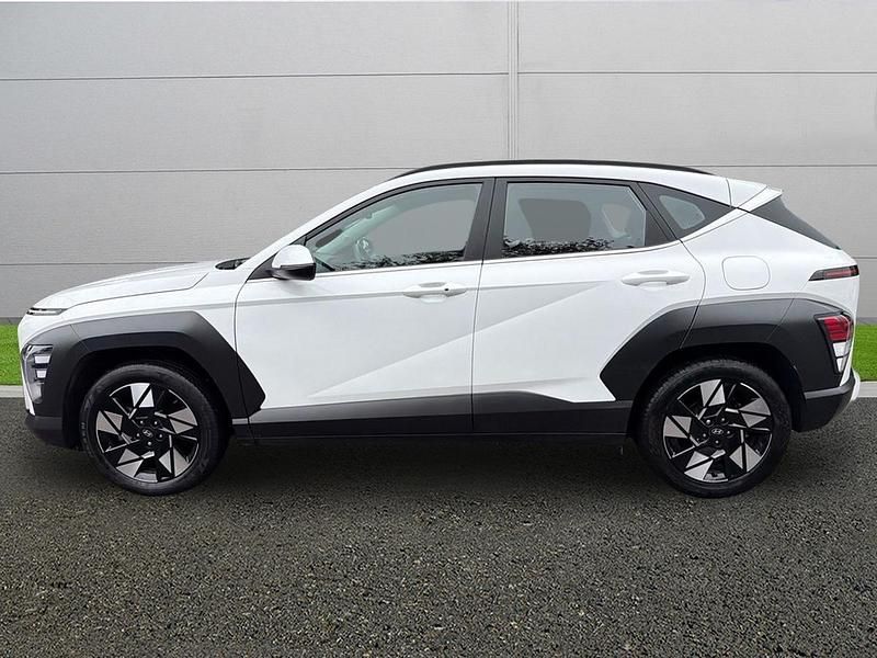 Second-hand Hyundai Kona Advanced 141 CP (103 kW) 2023 Alb SUV