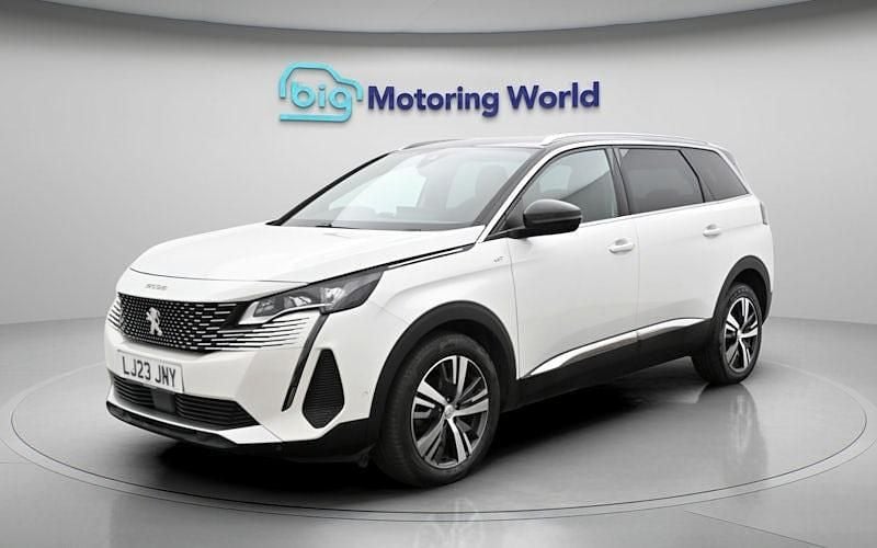 Gebraucht Peugeot 5008 GT 131 PS (96 kW) 2023 Weiß SUV