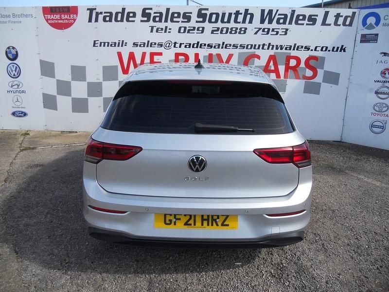 Used VW Golf VII Life 130 HP (95 kW) 2021 Silver Hatchback