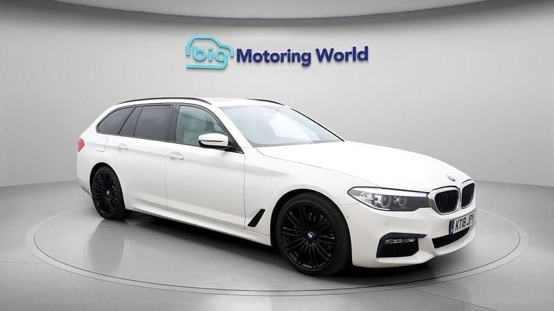 Used BMW 530 M Sport 248 HP (182 kW) 2018 White Estate