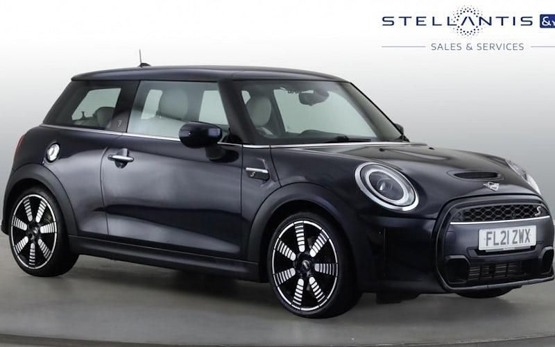 Used Mini Cooper S Exclusive 178 HP (130 kW) 2021 Hatchback