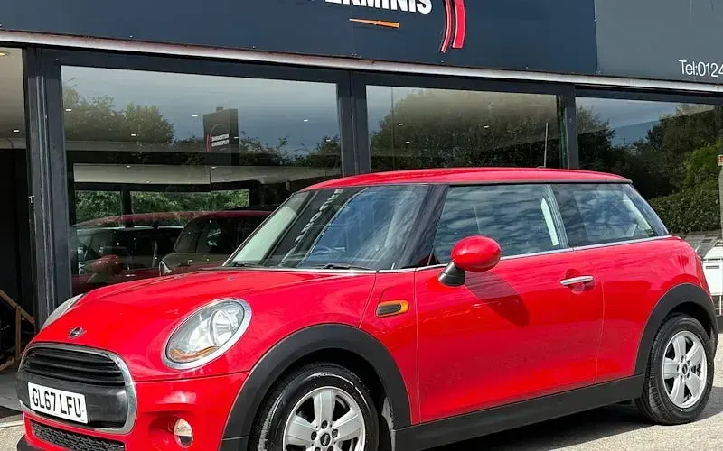 Used Mini ONE Hatch 102 HP (75 kW) 2017 Hatchback