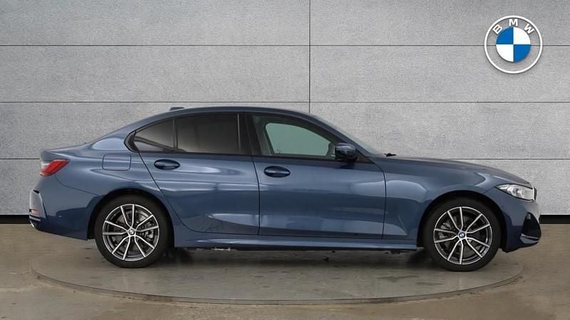 Used BMW 330e Sport Line 288 HP (211 kW) 2025 Blue