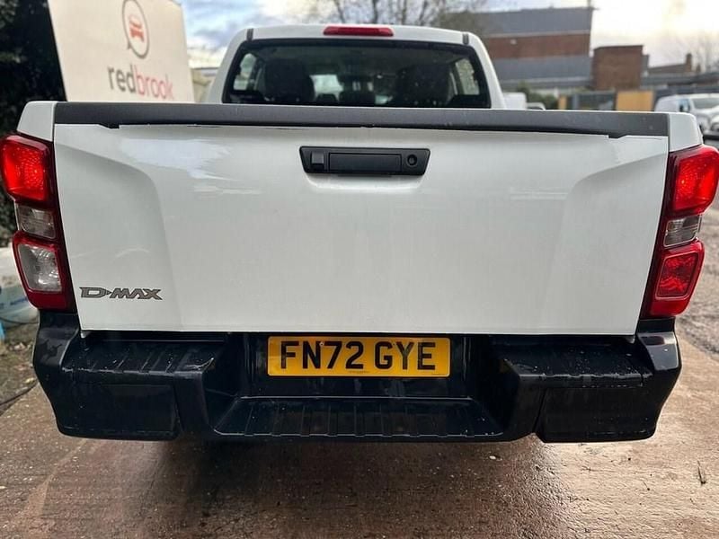 Used Isuzu Pick up 164 HP (120 kW) 2022 White Pickup