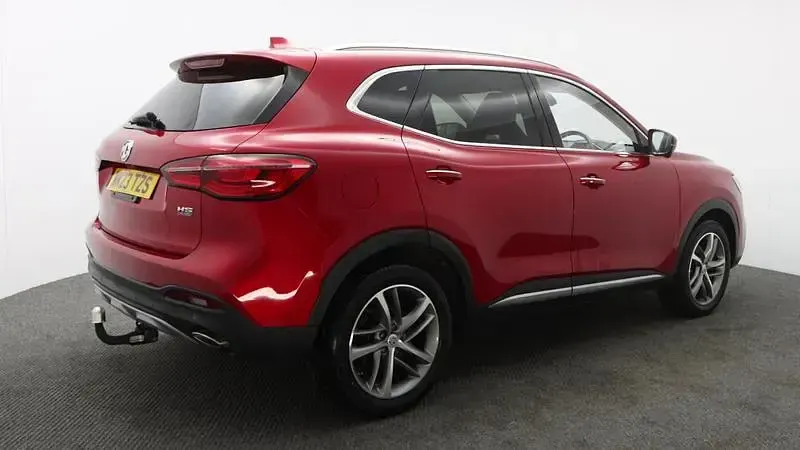 Used MG HS Exclusive 258 HP (189 kW) 2023 Red SUV
