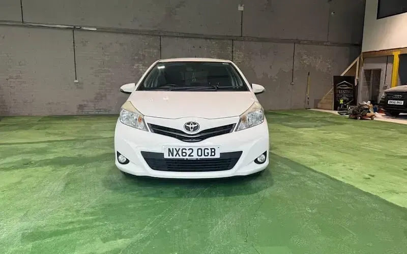 Used Toyota Yaris Edition 69 HP (50 kW) 2013 Hatchback
