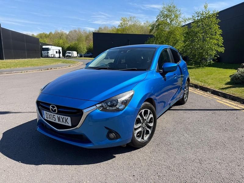 Begagnad Mazda 2 Inclusive 115 HK (84 kW) 2015 Blå Halvkombi