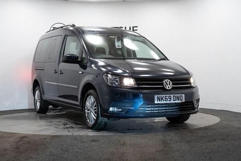 Blue Used 2019 VW Caddy Maxi Life Life MPV | £16,995 (Fair price) - Image 1/1