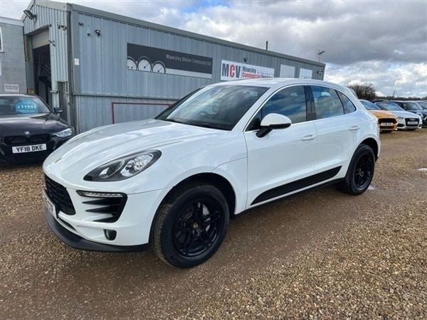 White Used 2015 Porsche Macan SUV | £19,990 (Good price) - Image 1/1