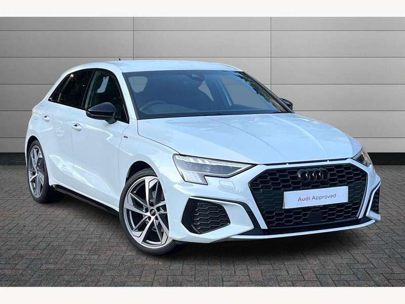 White Used 2023 Audi A3 Comfort Hatchback | £27,970 (Expensive) - Image 1/4