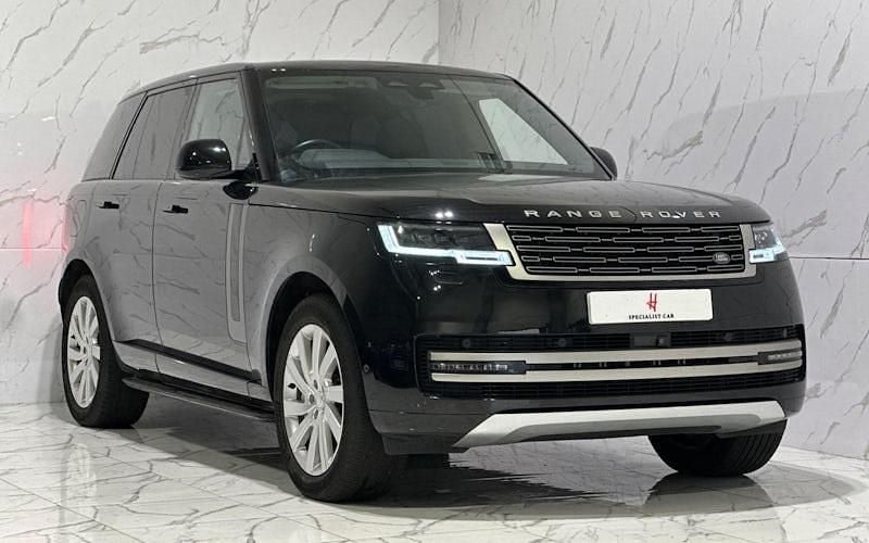 Used Land Rover Range Rover SE 441 HP (324 kW) 2023 SUV