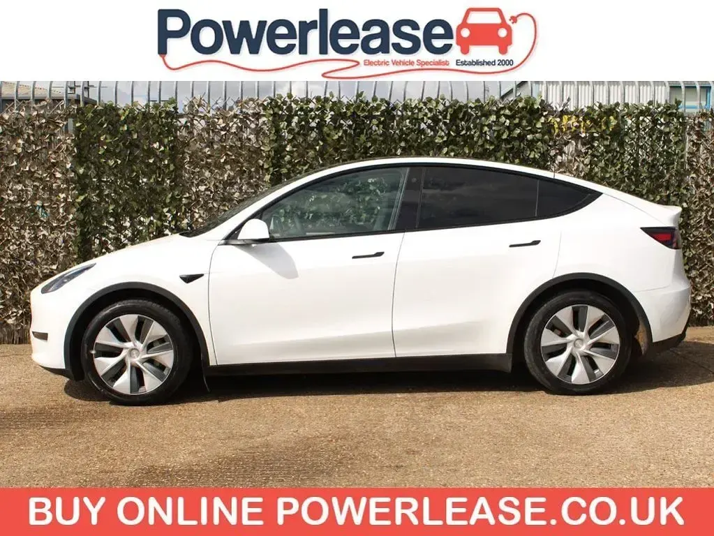 Used Tesla Model Y Long Range AWD 378 kW (514 HP) 2023 White SUV