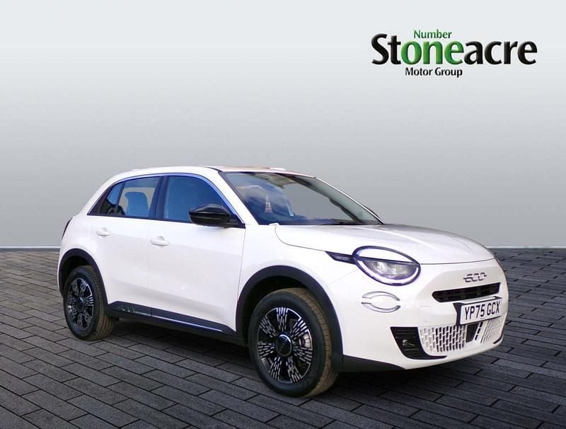 White New 2025 Fiat 600 Hatchback | £18,495 - Image 1/4