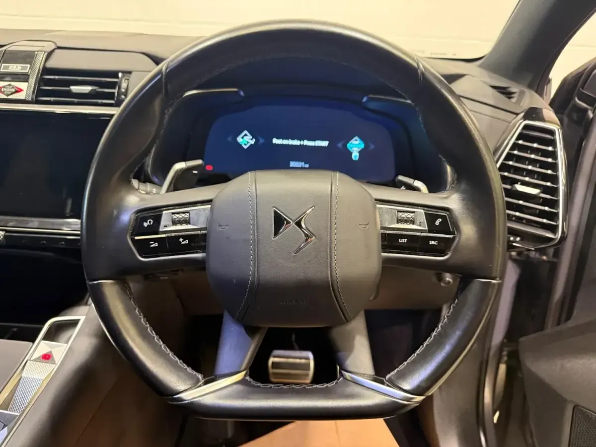 Used DS Automobiles DS7 Crossback Rivoli 225 HP (165 kW) 2022 Grey SUV