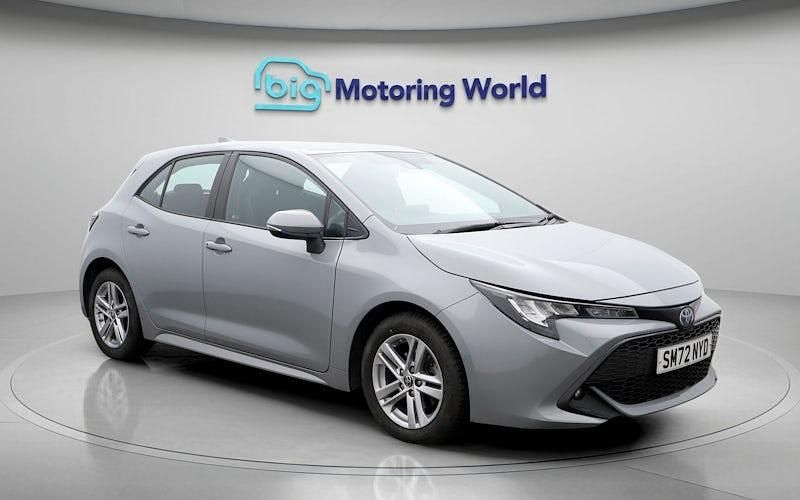 Used Toyota Corolla 122 HP (89 kW) 2022 Grey Hatchback